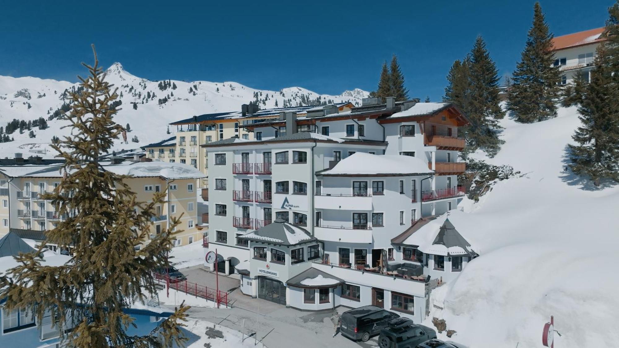 Alphatauern Health Resort - Adults Only 15 Plus Обертауерн Екстериор снимка